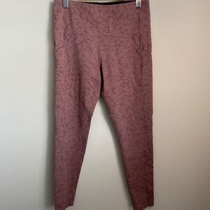 Tuff‎ Athletics Women's Salmon Patterned Yoga Pants Size Large
